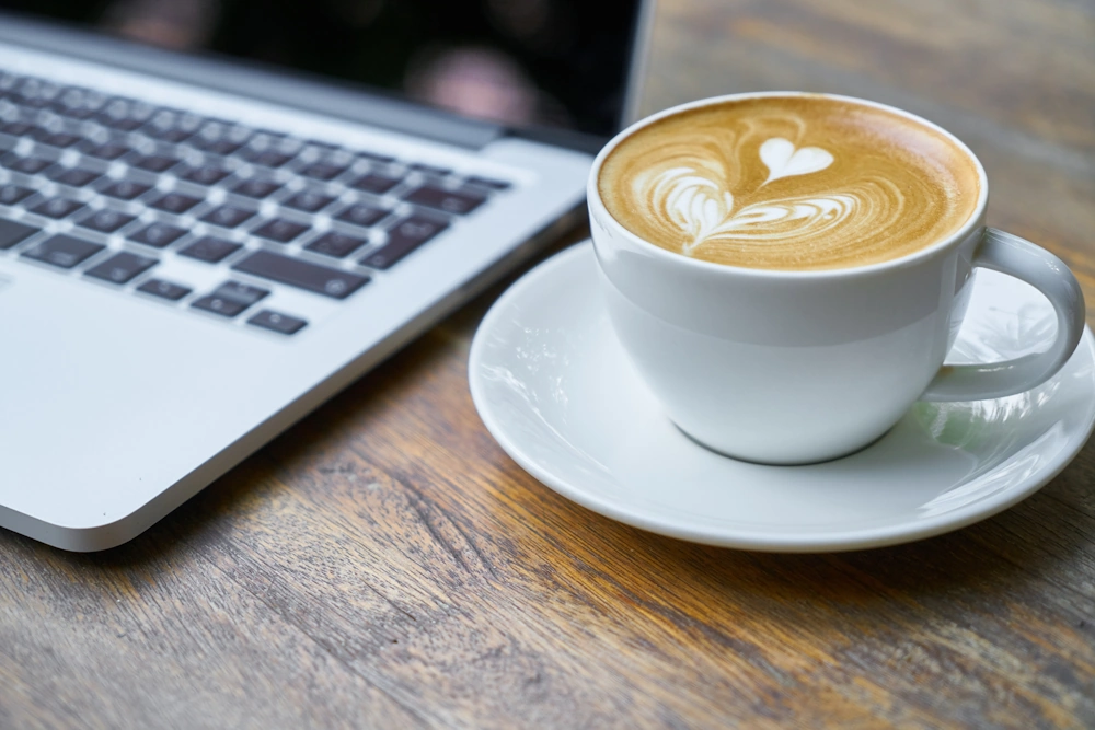 beverage-break-breakfast-414630.webp
